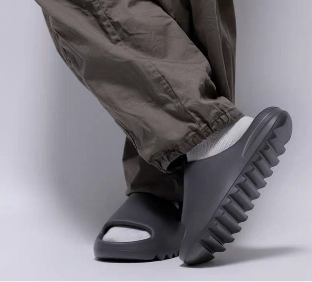 Men'S Shoes To Women'S - الصيف النساء النعال الرجال الصنادل أحذية