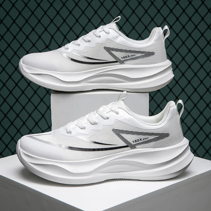 أحذية رياضية صيفية خفيفة للغاي - مراجعة Men Shoes Eu To Us وسعره