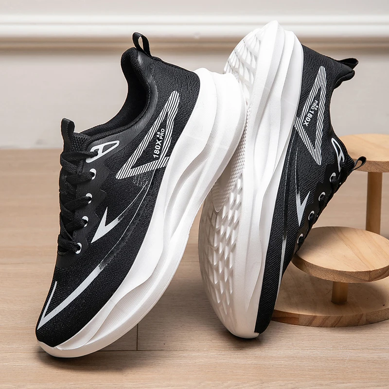 أحذية رياضية صيفية خفيفة للغاي - مراجعة Men Shoes Eu To Us وسعره