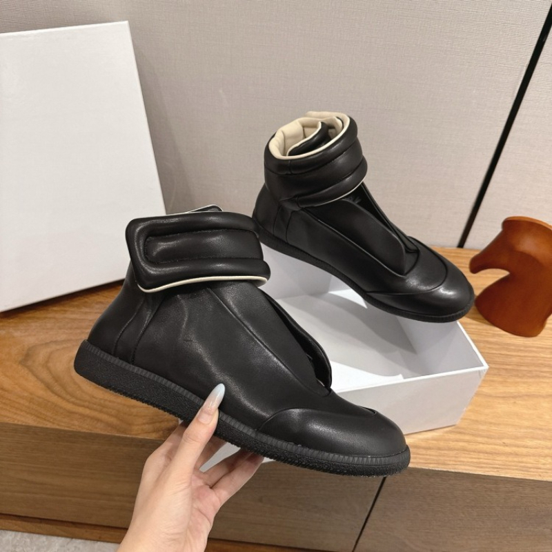 أحذية رياضية فاخرة للرجال وأحذ - مراجعة Men Shoes Dior وسعره