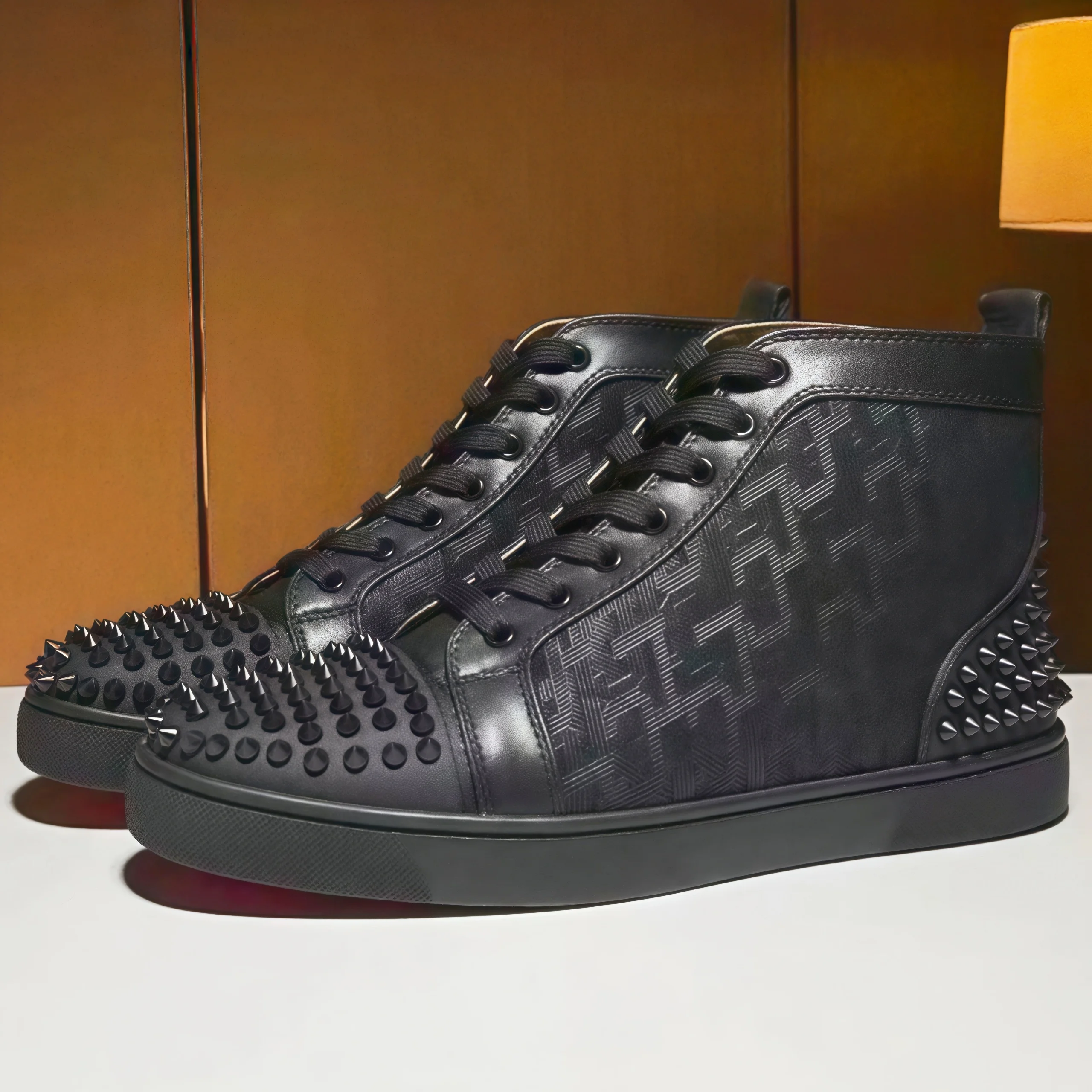 أسود رصع الجلود المسامير عالية - مراجعة Men Shoes Dior وسعره