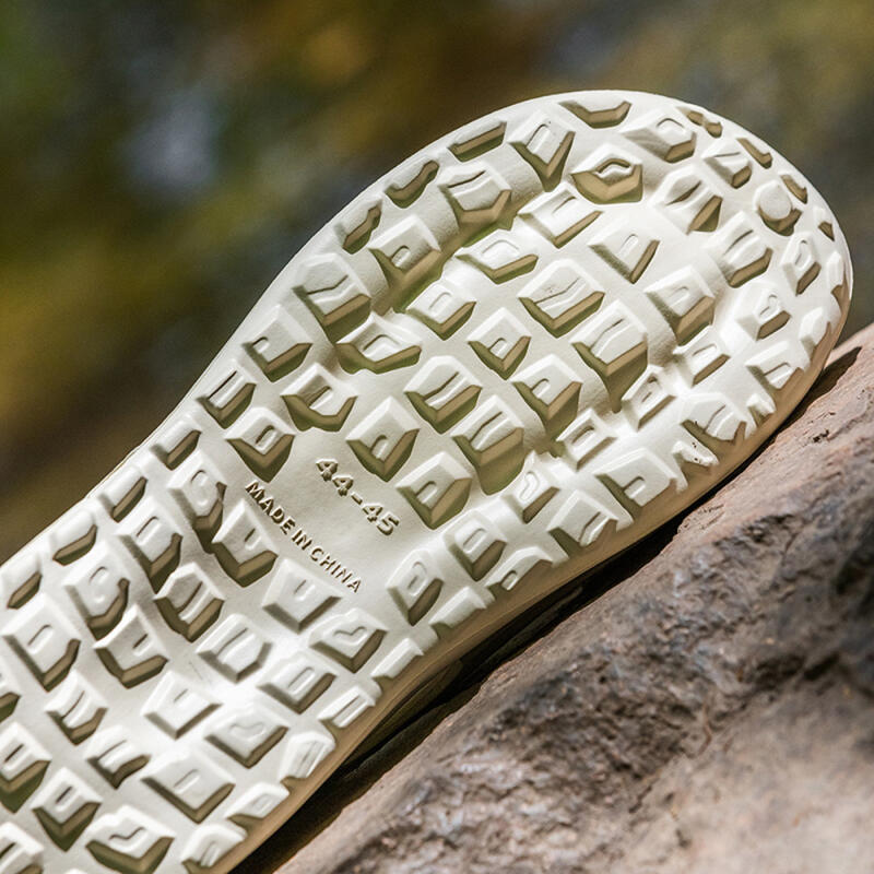 شباشب رجالية ناعمة ذات قاعدة س - مراجعة Men Shoes Marks وسعره